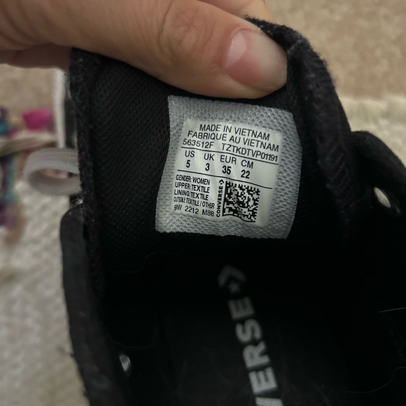 Converse Chuck Taylor mid-tops - Picture 6 of 6